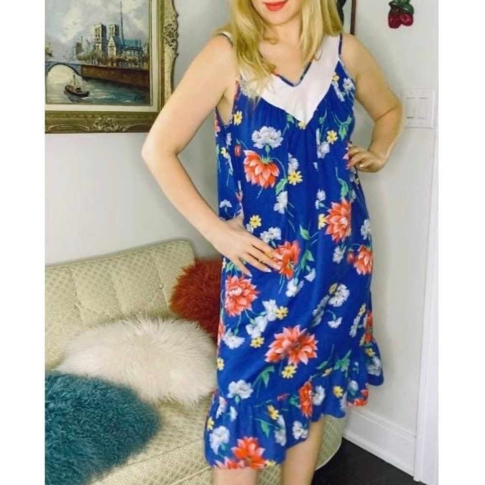 Vintage 1960's Floral House Dress in Cobalt Blue with Red + Yellow Flowers • M - Picture 6 of 6